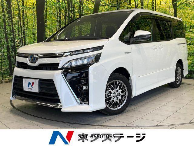 Toyota VOXY HYBRID 2017-07 7331152-0