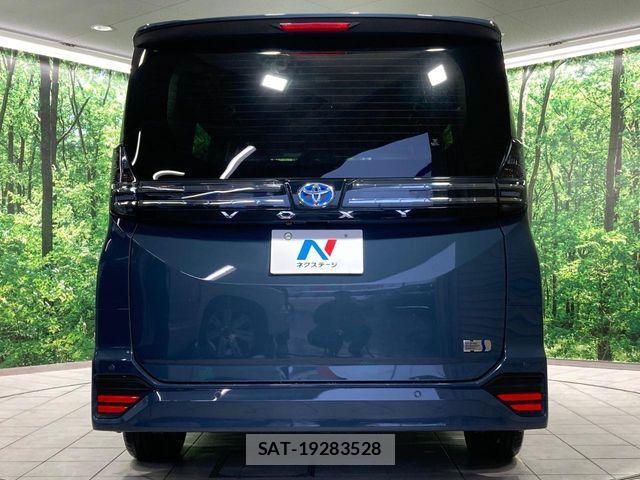 Toyota VOXY HYBRID 2022-09 7331126-15