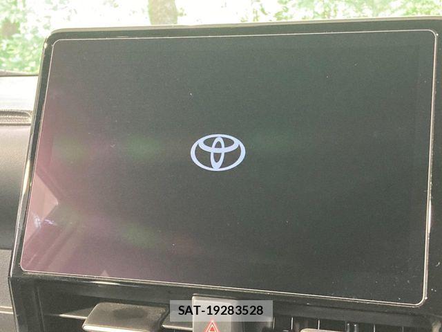 Toyota VOXY HYBRID 2022-09 7331126-2