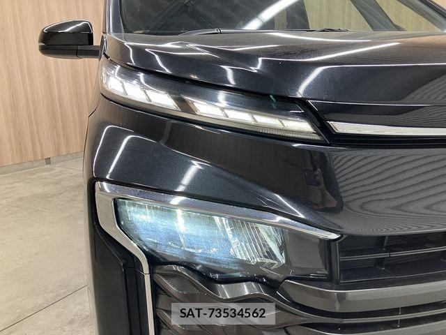 Toyota VOXY HYBRID 2023-02 7331149-26