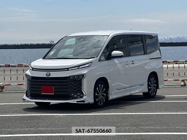 Toyota VOXY HYBRID 2025-09 7331125-0