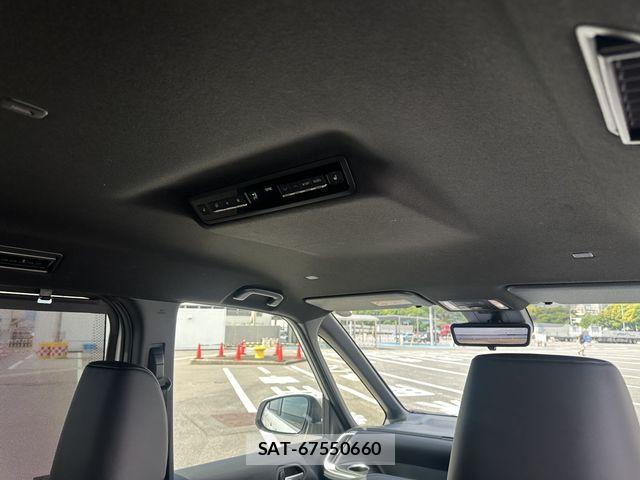 Toyota VOXY HYBRID 2025-09 7331125-16