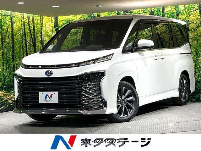Toyota VOXY HYBRID 2023-03 7331129-0