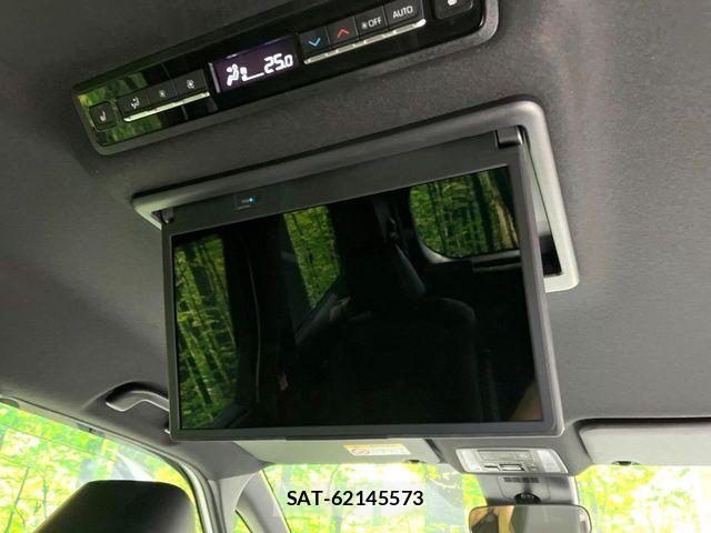 Toyota VOXY HYBRID 2023-03 7331129-2