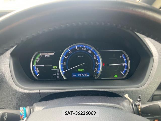 Toyota VOXY HYBRID 2015-06 7331160-15