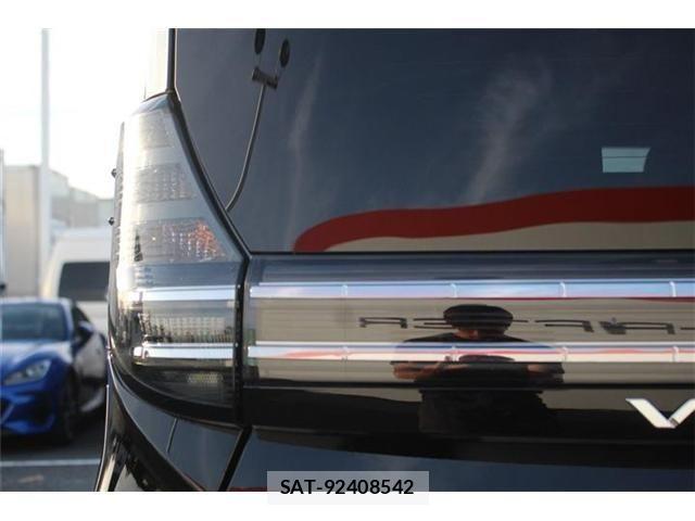 Toyota VOXY HYBRID 2025-06 7331142-14