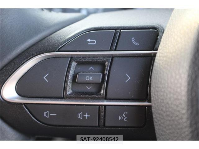 Toyota VOXY HYBRID 2025-06 7331142-22