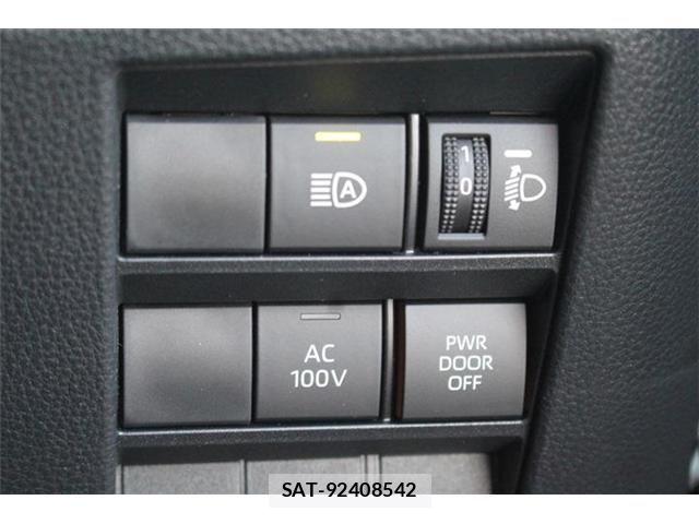 Toyota VOXY HYBRID 2025-06 7331142-23