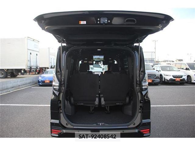 Toyota VOXY HYBRID 2025-06 7331142-28