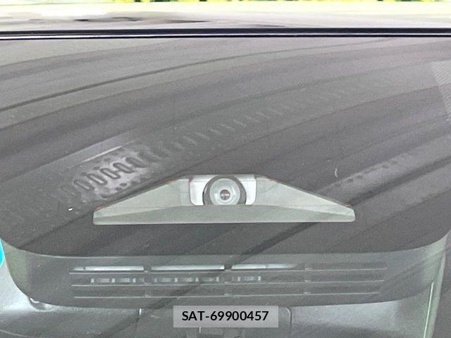 Toyota VOXY HYBRID 2024-12 7331128-4