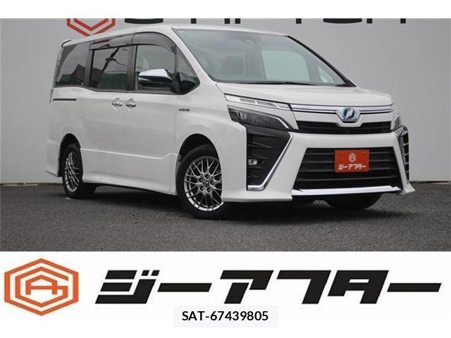 Toyota VOXY HYBRID 2018-10 7331153-0