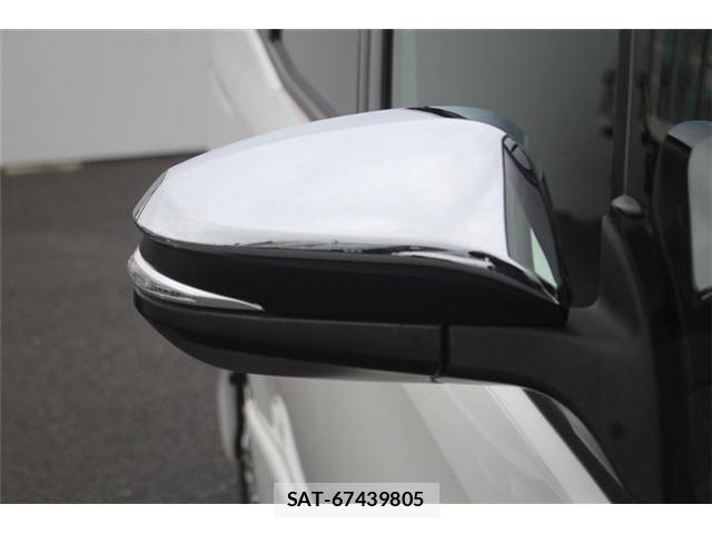Toyota VOXY HYBRID 2018-10 7331153-15