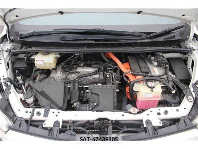 Toyota VOXY HYBRID 2018-10 7331153-29