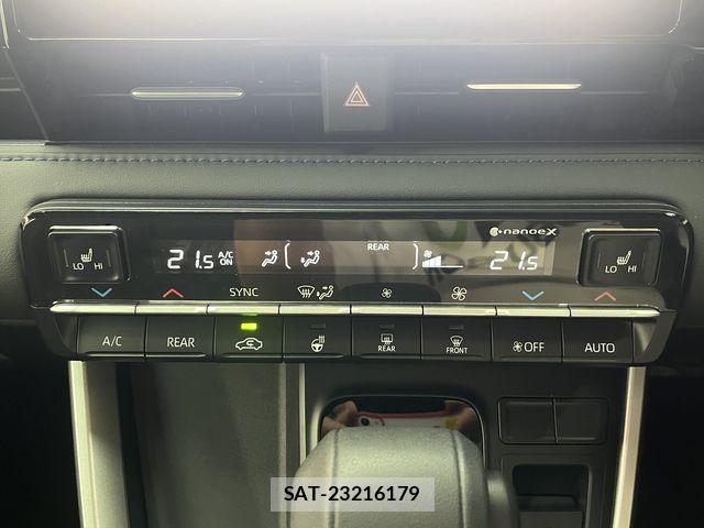 Toyota VOXY HYBRID 2025-11 7360438-14