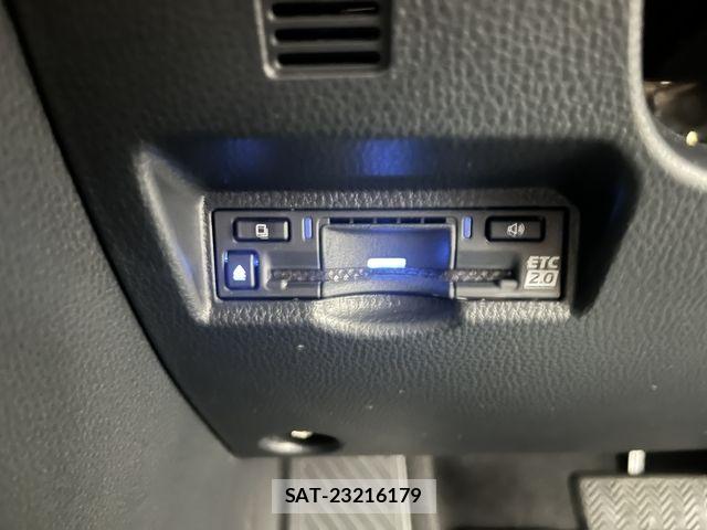 Toyota VOXY HYBRID 2025-11 7360438-15