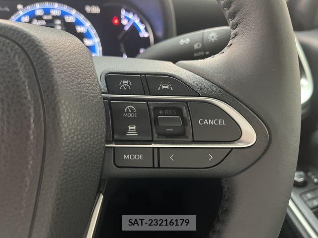 Toyota VOXY HYBRID 2025-11 7360438-16