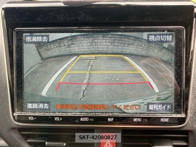 Toyota VOXY HYBRID 2018-12 7360462-15