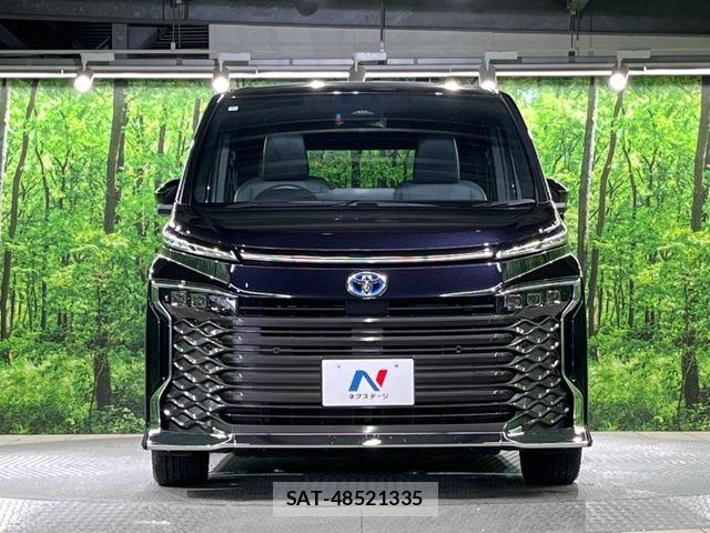 Toyota VOXY HYBRID 2023-07 7360444-14