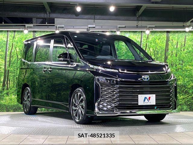 Toyota VOXY HYBRID 2023-07 7360444-16