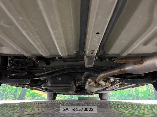 Toyota VOXY HYBRID 2022-03 7360455-19