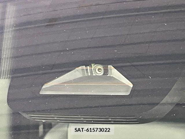Toyota VOXY HYBRID 2022-03 7360455-4
