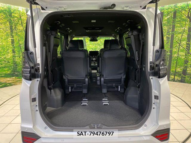 Toyota VOXY HYBRID 2025-09 7360437-10