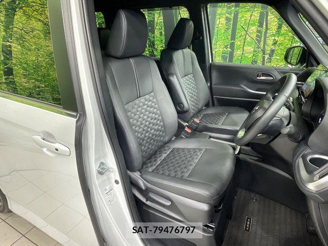 Toyota VOXY HYBRID 2025-09 7360437-7