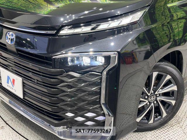 Toyota VOXY HYBRID 2022-06 7360451-13