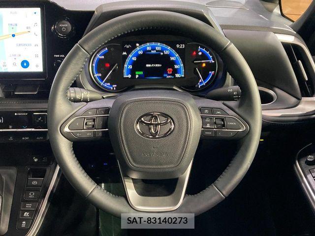 Toyota VOXY HYBRID 2026-02 7360443-11