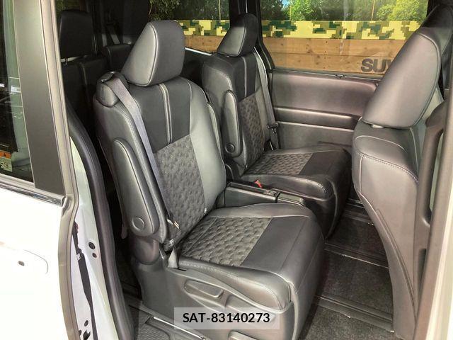 Toyota VOXY HYBRID 2026-02 7360443-8