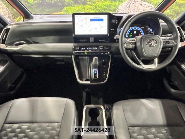 Toyota VOXY HYBRID 2025-10 7360441-1
