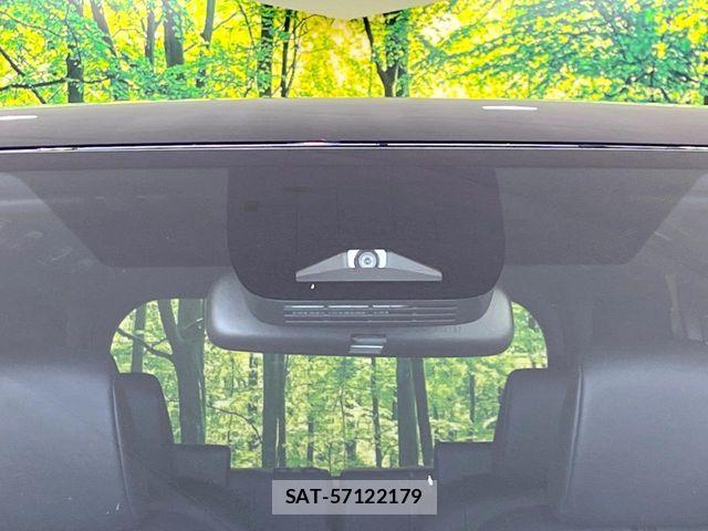 Toyota VOXY HYBRID 2026-01 7360440-3