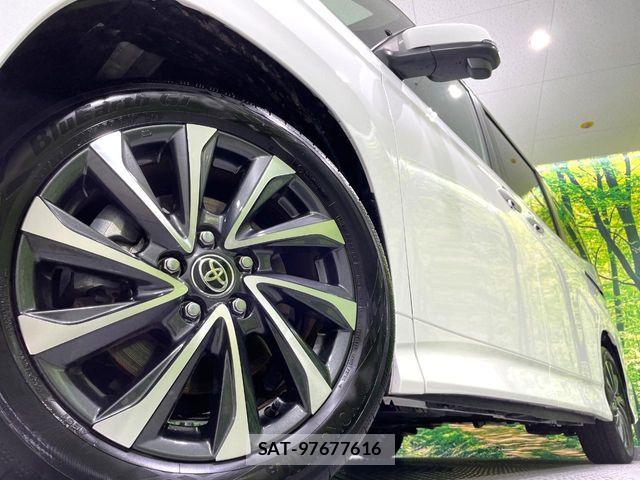 Toyota VOXY HYBRID 2025-06 7360445-14