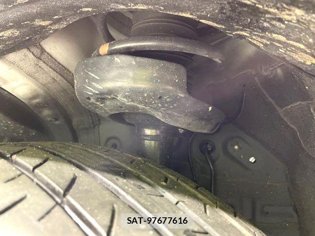 Toyota VOXY HYBRID 2025-06 7360445-18
