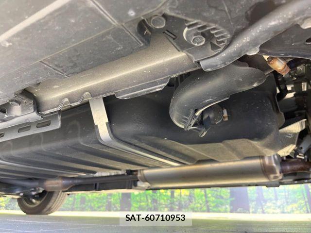 Toyota VOXY HYBRID 2023-07 7360454-19