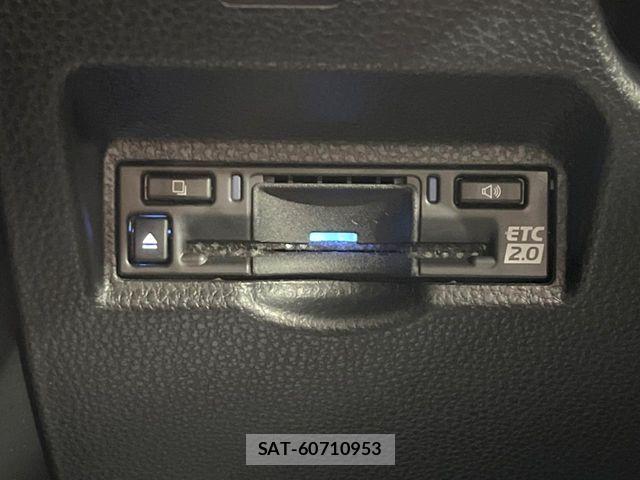 Toyota VOXY HYBRID 2023-07 7360454-6