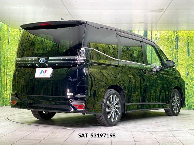 Toyota VOXY HYBRID 2025-05 7360442-16