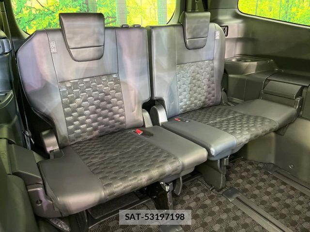 Toyota VOXY HYBRID 2025-05 7360442-8