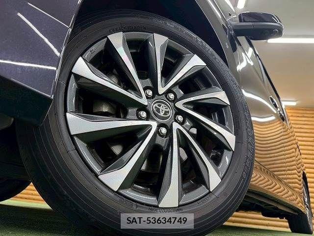 Toyota VOXY HYBRID 2022-09 7360450-10
