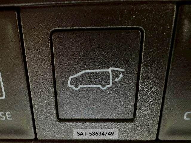 Toyota VOXY HYBRID 2022-09 7360450-11