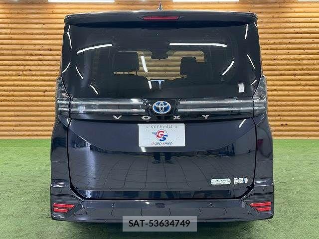Toyota VOXY HYBRID 2022-09 7360450-18