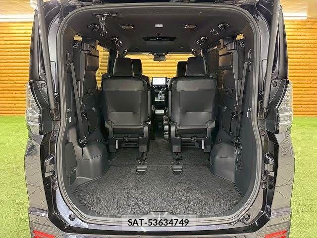 Toyota VOXY HYBRID 2022-09 7360450-19