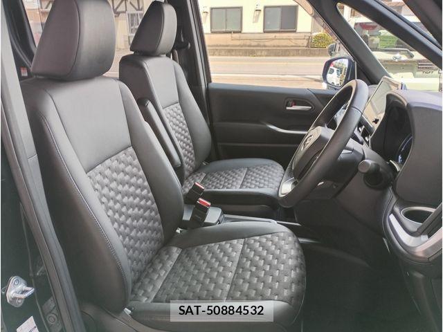 Toyota VOXY HYBRID 2022-06 7360456-15