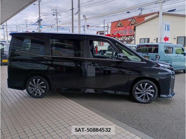 Toyota VOXY HYBRID 2022-06 7360456-3
