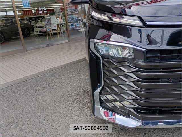 Toyota VOXY HYBRID 2022-06 7360456-6