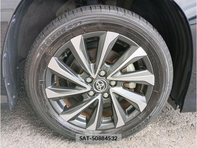 Toyota VOXY HYBRID 2022-06 7360456-7