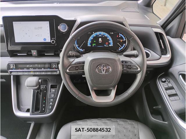 Toyota VOXY HYBRID 2022-06 7360456-8