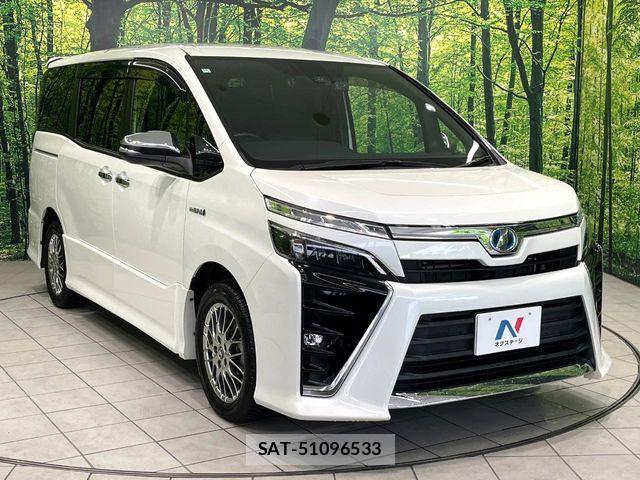 Toyota VOXY HYBRID 2018-10 7360457-16