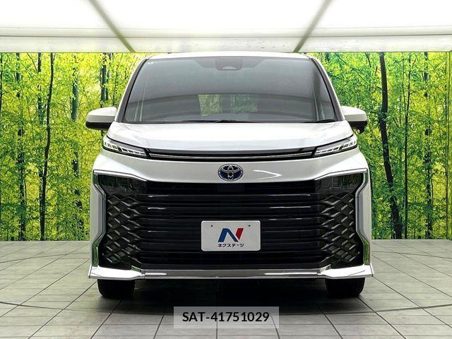 Toyota VOXY HYBRID 2024-08 7360448-14