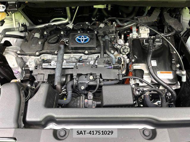 Toyota VOXY HYBRID 2024-08 7360448-18